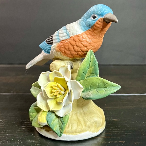 VTG Eastern Blue Bird Ceramic Sitting On A Branch w/ Yellow Flower & Leaves 5” - Picture 3 of 12